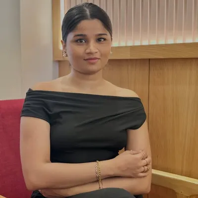 Urvi kothari profile