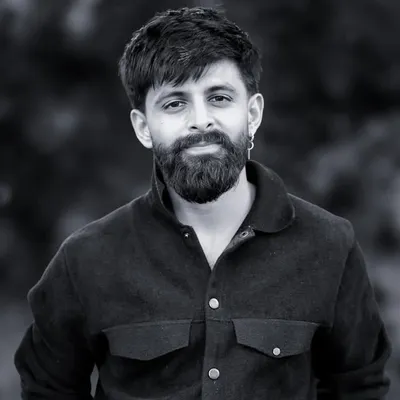 Urvil Shah profile