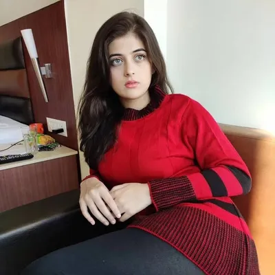 urvi singh๐ฟ๏ธ