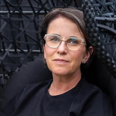 Ann Utas profile