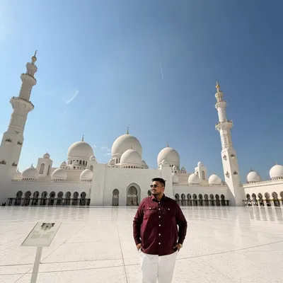 اویش خان profile