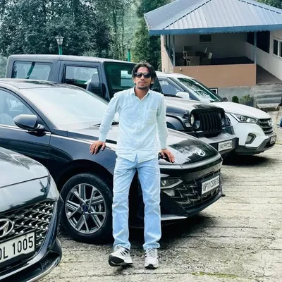اویس ملک 💫 profile