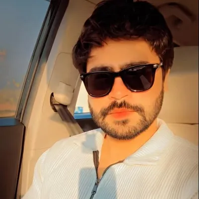 (𝓤𝔀𝓮𝓼𝓱 𝓴𝓱𝓪𝓷) اویش خان profile