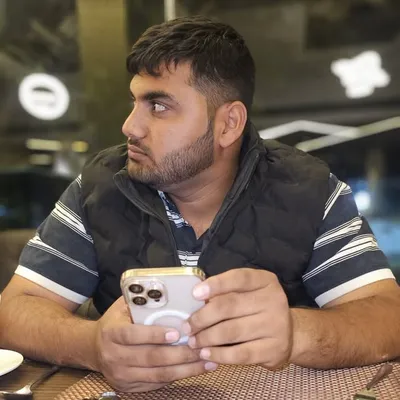 Uzer Khan profile