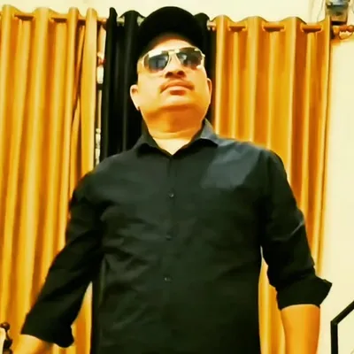 Vinod K Sharma profile