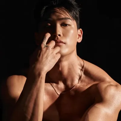 민호준 | 𝐇𝐈𝐗𝐗 𝐂𝐄𝐎 profile