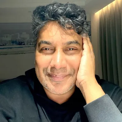 V A Shrikumar profile