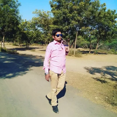 paras profile
