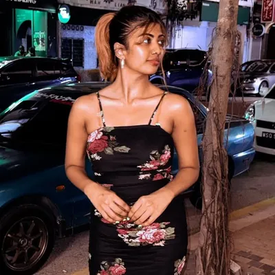 ѵɑɑíՏհu 🧿💄 profile