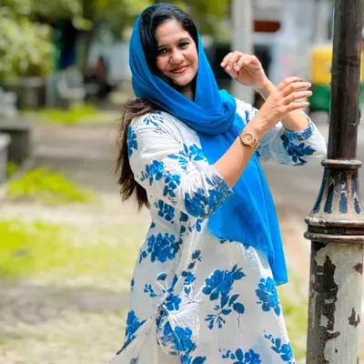 Vahida Niyas Makeover profile