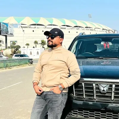 Vaibhav Tiwari profile