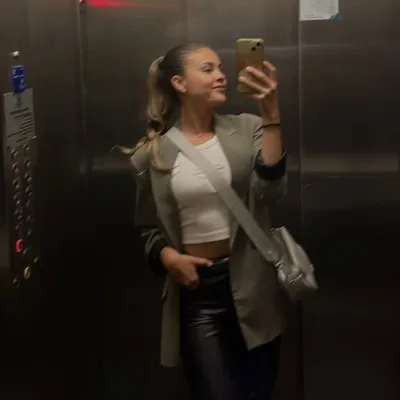 Valentina Molina profile