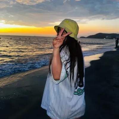 Valentina. profile