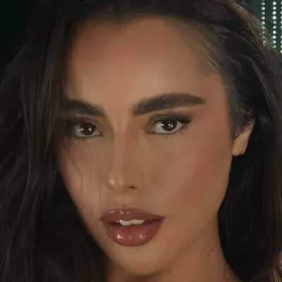 Valentina Andrea profile