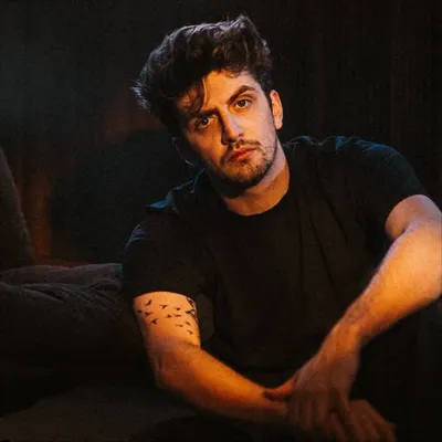 PHOTOGRAPHE MARSEILLE | VALENTIN ANTONINI profile