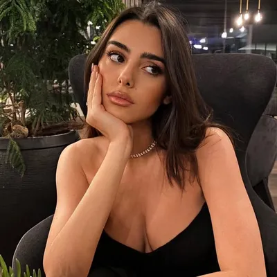 Valeria Conca profile