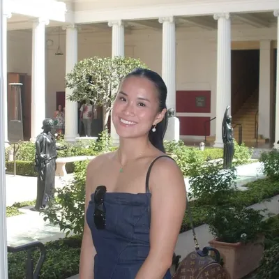 VALERIE THAI profile