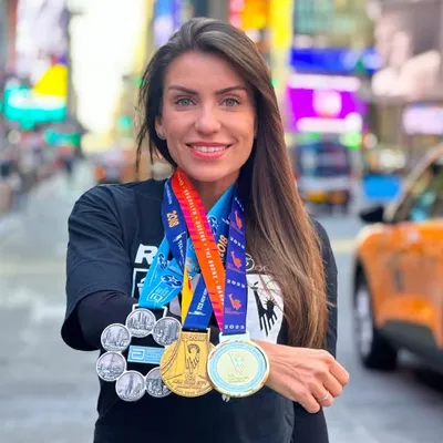 Valéria Mello Suzuki profile