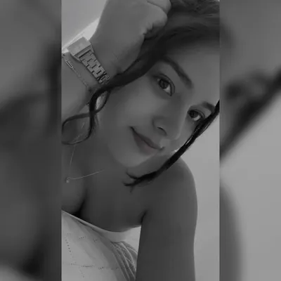 Valeria Tarazona profile