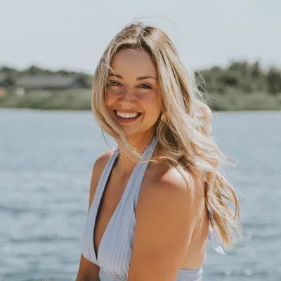 Valéry profile