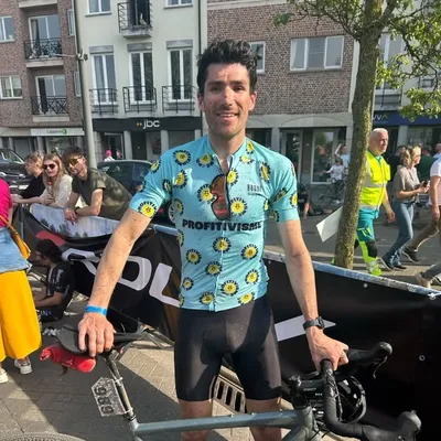 Van Guils profile