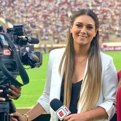 Vanessa Almenara profile