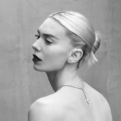 Vanessa Kirby profile