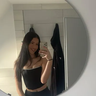 Vanessa🦋 profile