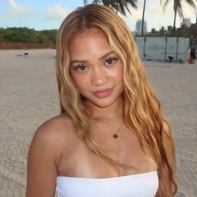 Vanessa Anne profile