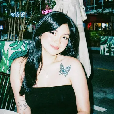 Vanessa Angela ๐ profile