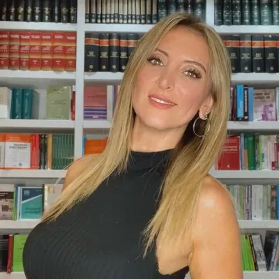 Vanina Babajano | Abogada profile