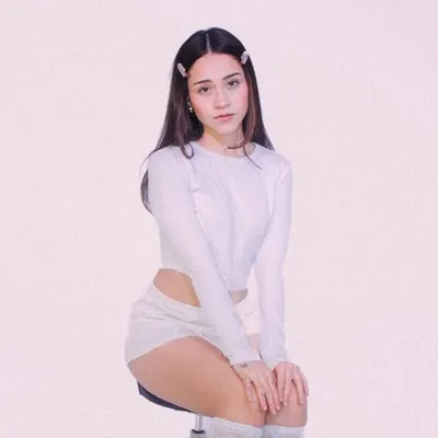 Vanne Amador profile