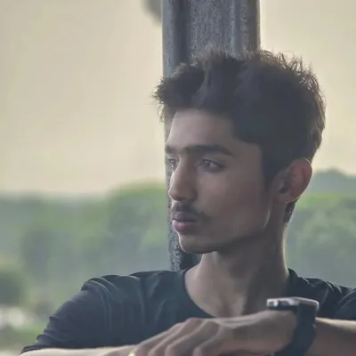 Vansh Agarwal | Camera โข Memo โข Lifestyle ๐๐ปโโ๏ธ profile