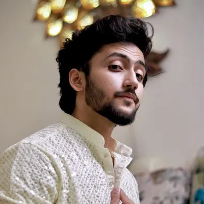 Vanshaj Saxena profile