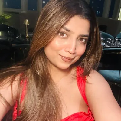 Vanshika Nigam | Content Creator | Kanpur profile