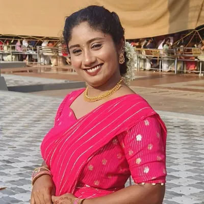 Varshaa Paaru profile