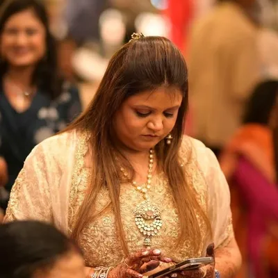 Varsha Bajaj profile