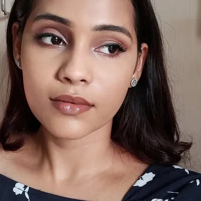 Varshini | Acne + Beauty + Selfcare profile