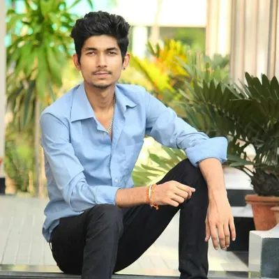 (वरुण राजपूत)Official® profile