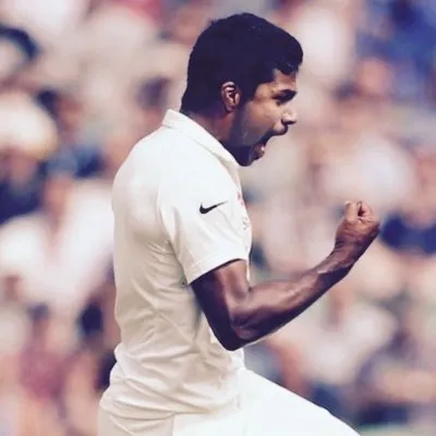 Varun Aaron profile