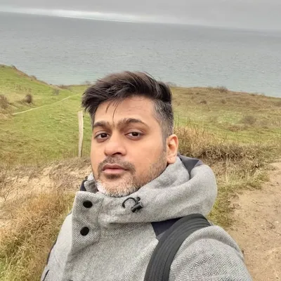Varun Chitransh profile