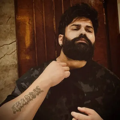 Varun Kaushik profile