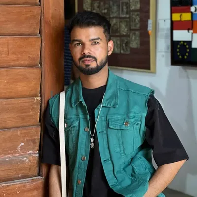 Vaseem Saifi profile