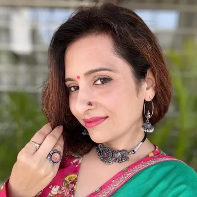 Vidhi profile