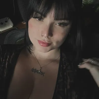 Valéria Ferreira profile