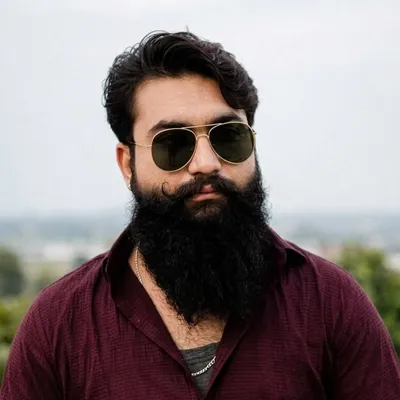 वेदान्त ठाकुर 🚩 profile
