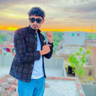 LADDi GurJaR ⚠️ profile