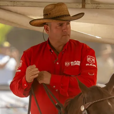 Mauricio Vélez profile