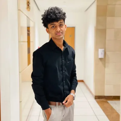 Ravichandran Venkadesh Menan ๐ฅ profile