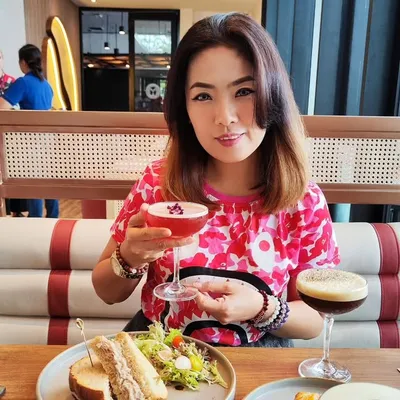 Food+Lifestyle Blogger | Vera profile